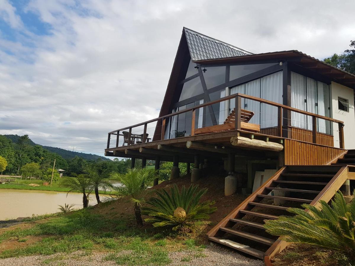 CABANA BOUGANVILLE em Ituporanga Santa Catarina Cobras Sul Exterior foto